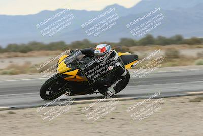 media/Sep-21-2025-Race Pace (Sun) [[98bf33ef95]]/Non Verified/3-Turn 15 Inside (9am)/